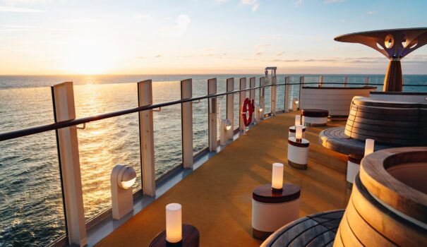 AIDAcosma_Sonnenuntergang_1